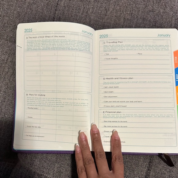 2025 Sanrio A5 Daily Planner - 400 Pages Cinnamoroll - Picture 5 of 12